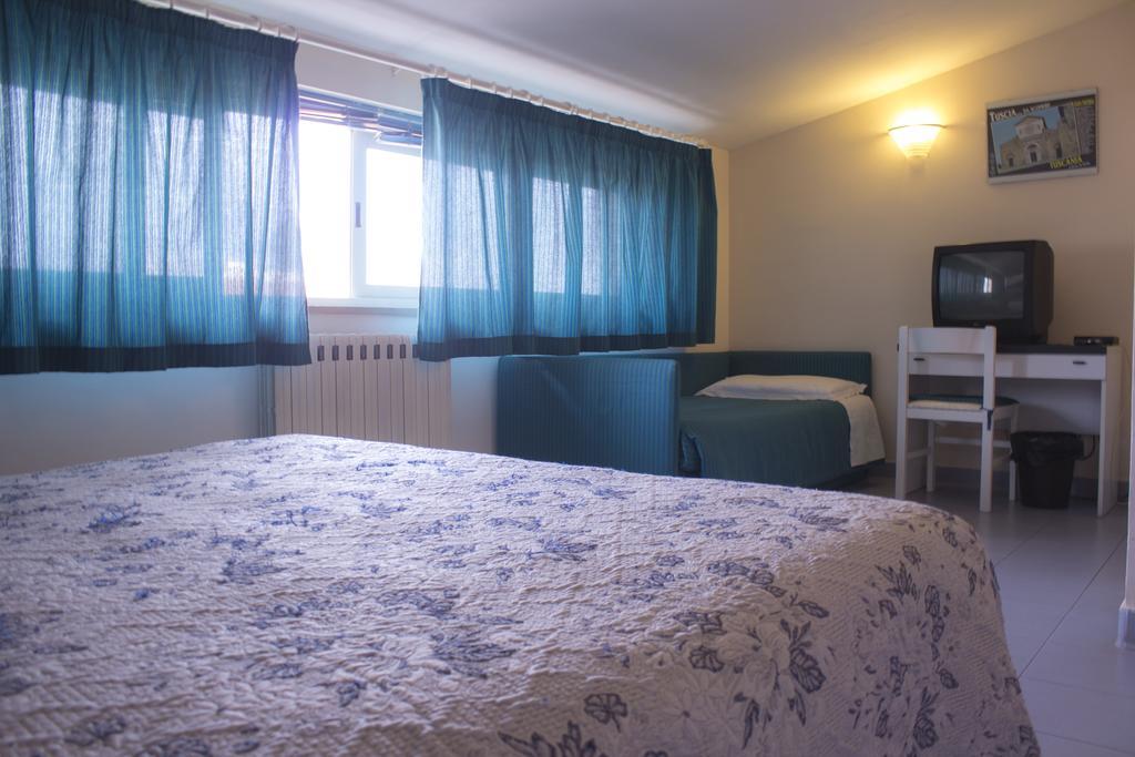 Hotel Falisco Fabrica di Roma Room photo